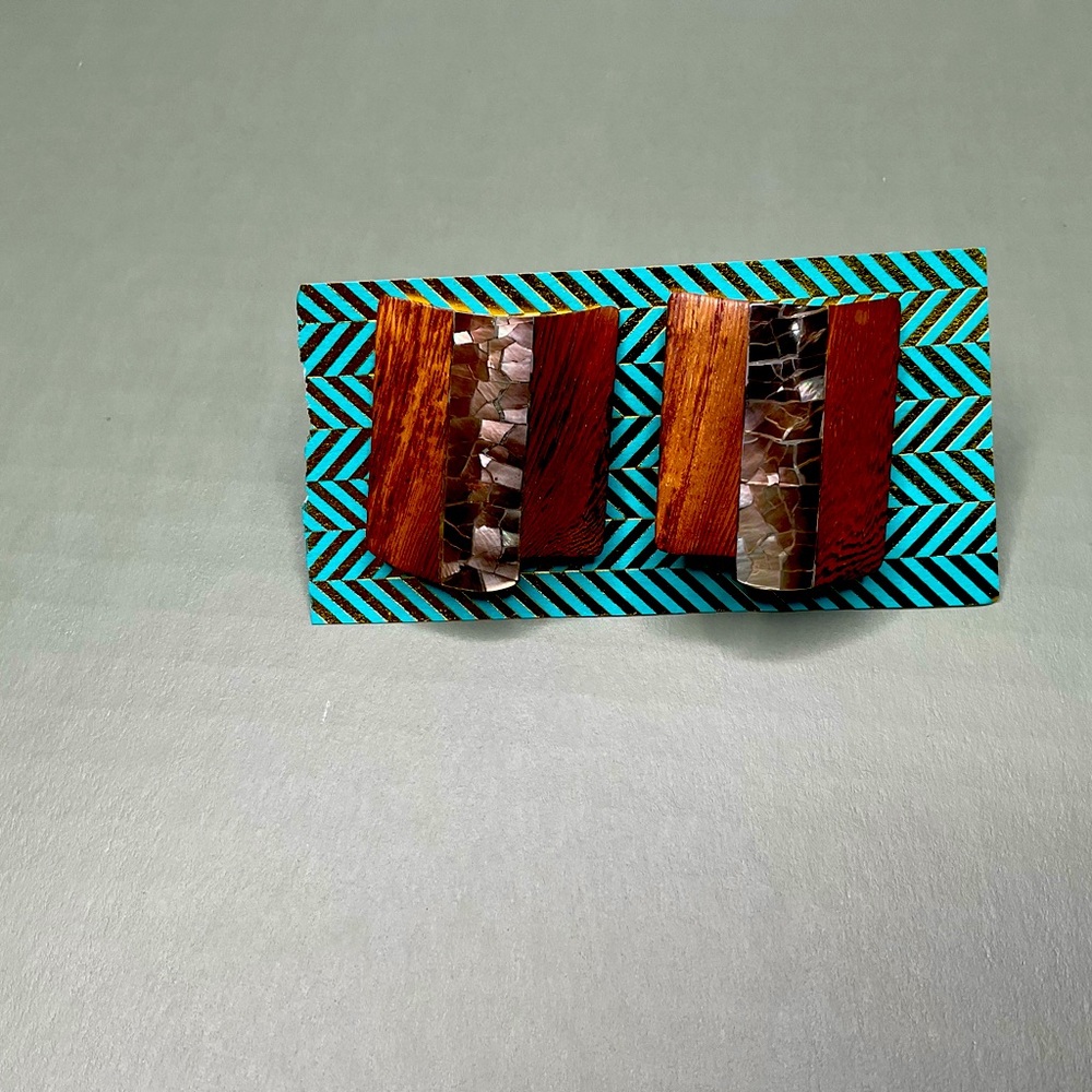 Clip on wooden earrings